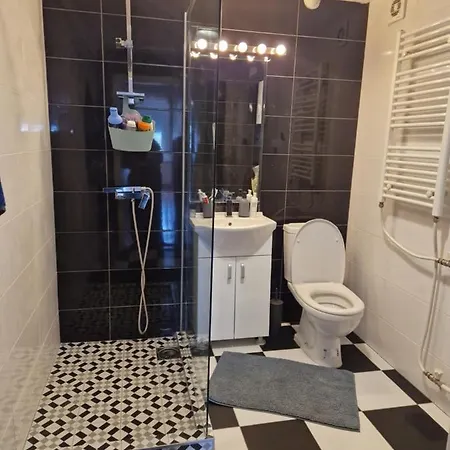 Comfy Center